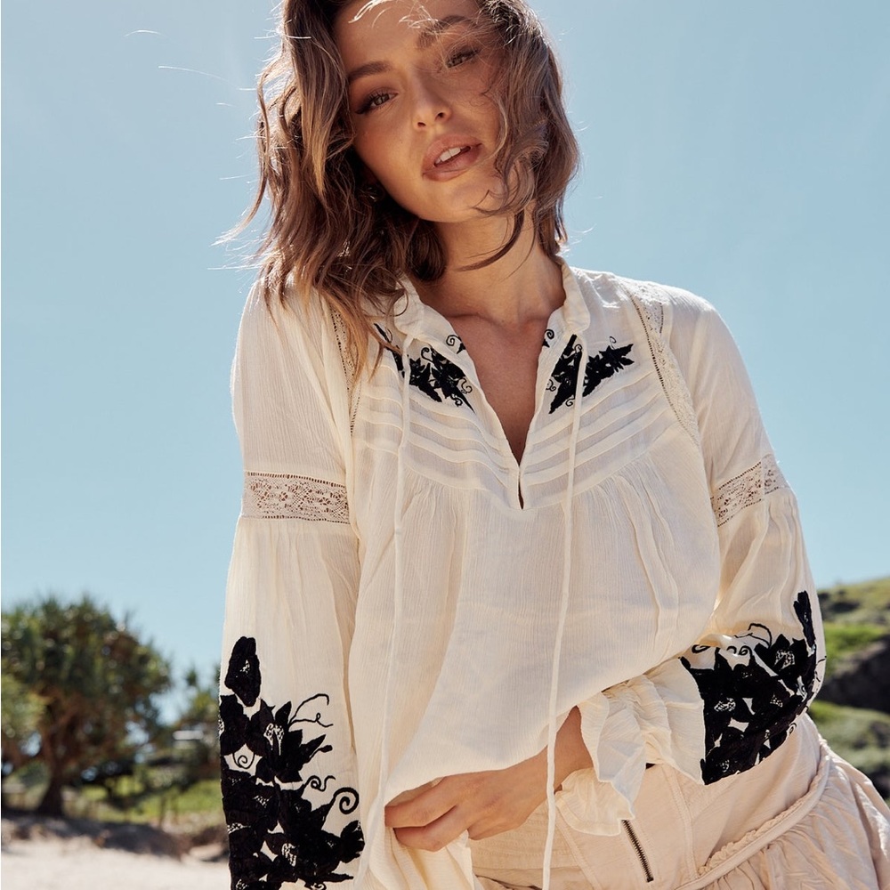 Free People Tusalossa Embroidered Top Peasant Boho Cottagecore Coachella